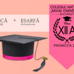 Tocă simplă și eșarfă absolvire personalizată Magenta + Diplomă Gratis